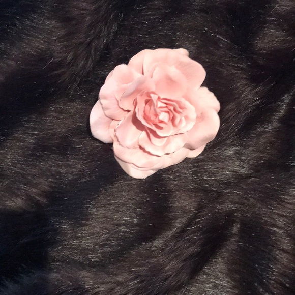 Meet your Posher, Theresa - Picture 2 of 3